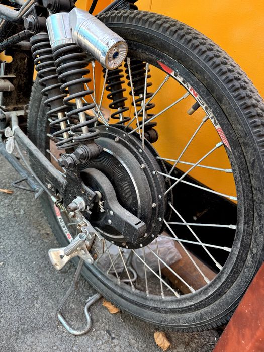 Elektron velik motori Armada motor