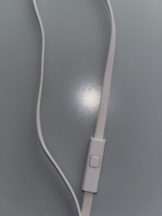 Наушники sony.