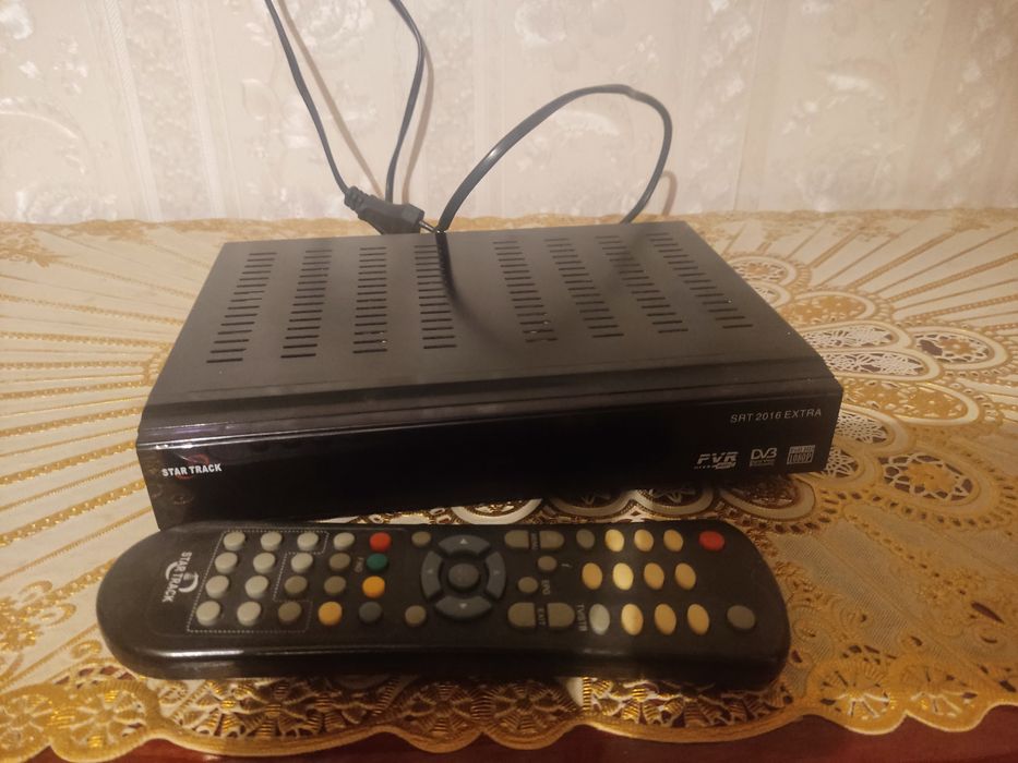 Тюнер Startrack 2016hd extra