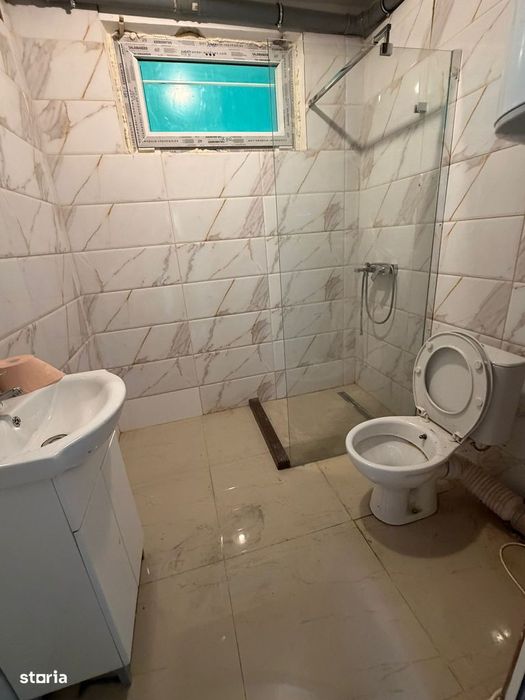 Casă cu 2 corpuri 475,5 mp Codlea