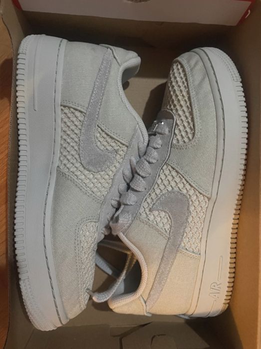 Adidasi nike air force 1’07 39