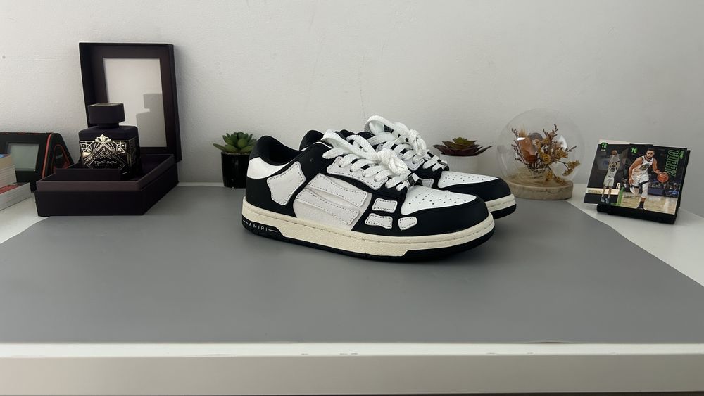Amiri Skeleton low black & white