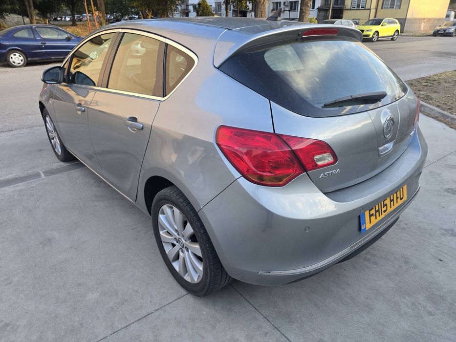 Opel Astra J 1.6 CDTI (110 к.с.) 2015 г. – НА ЧАСТИ!