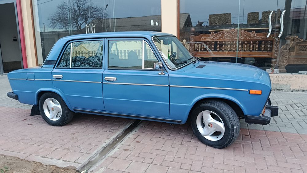 Vaz 2106 sotiladi