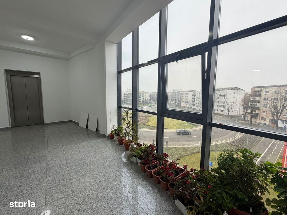 Confort- locație excelentă – 2 camere de închiriat în M17, ComplexDana