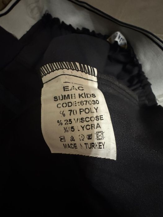 Брюки на девочку новые