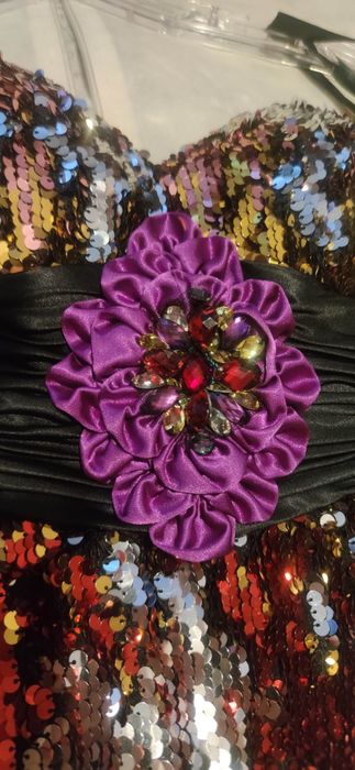 Rochie ocazie Tony Bowls ca noua mar. 6