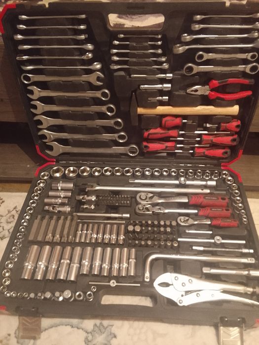 Продам набор срочно