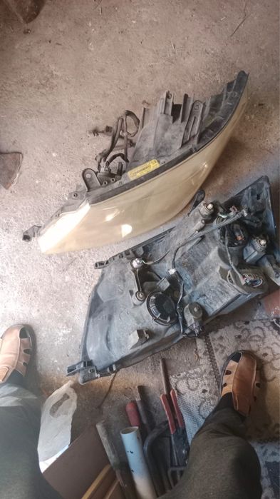 Фары Тойота Альфард