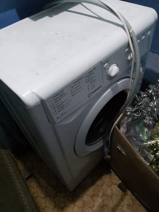 Продам стиральную машину