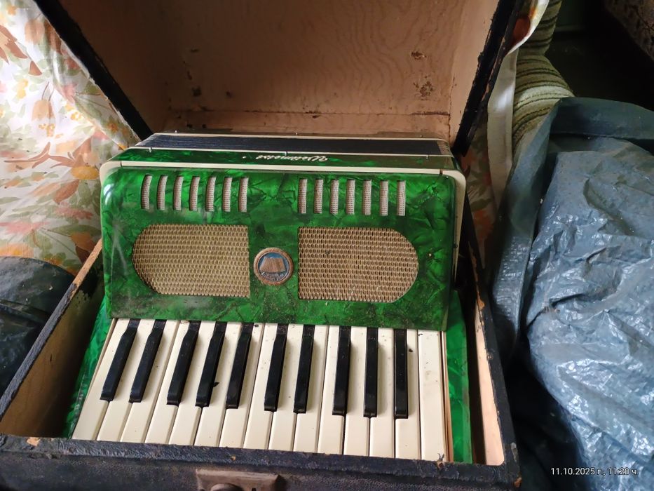 Акордеон Запазен