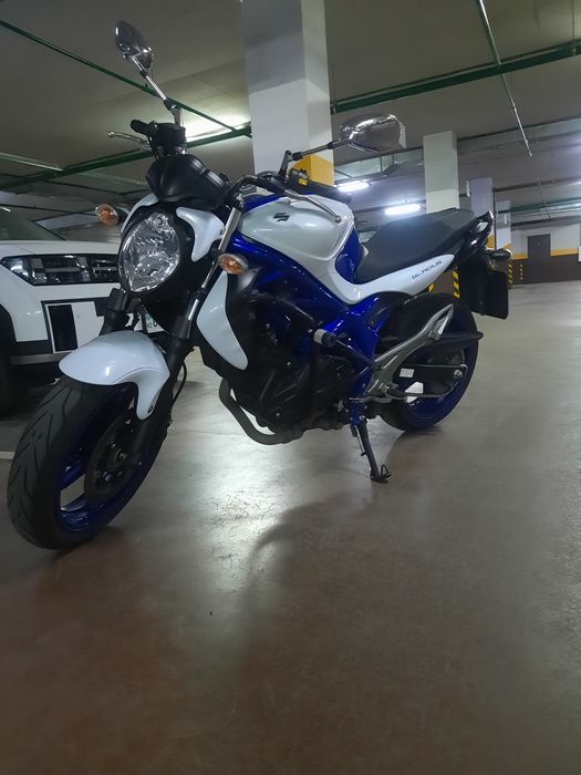 Продам мотоцикл suzuki gladius 400