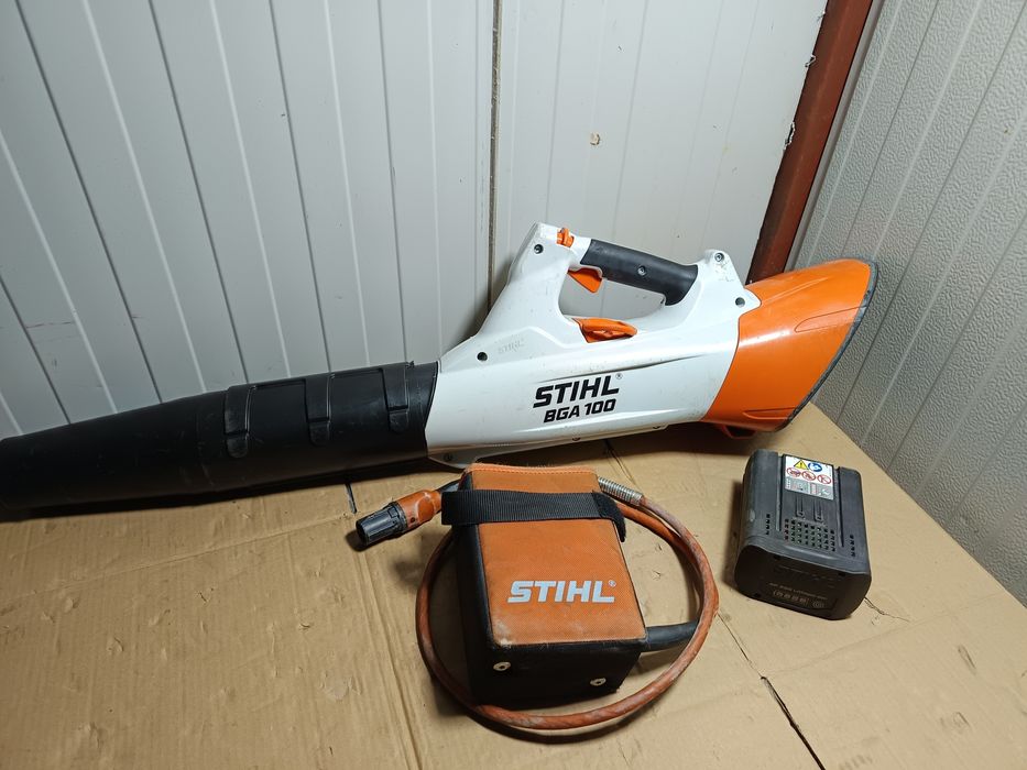 Suflanta aer sthil cu acumulator