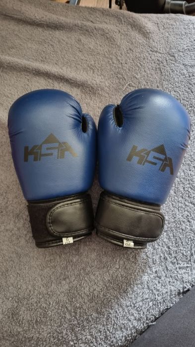 Перчатки боксёрские