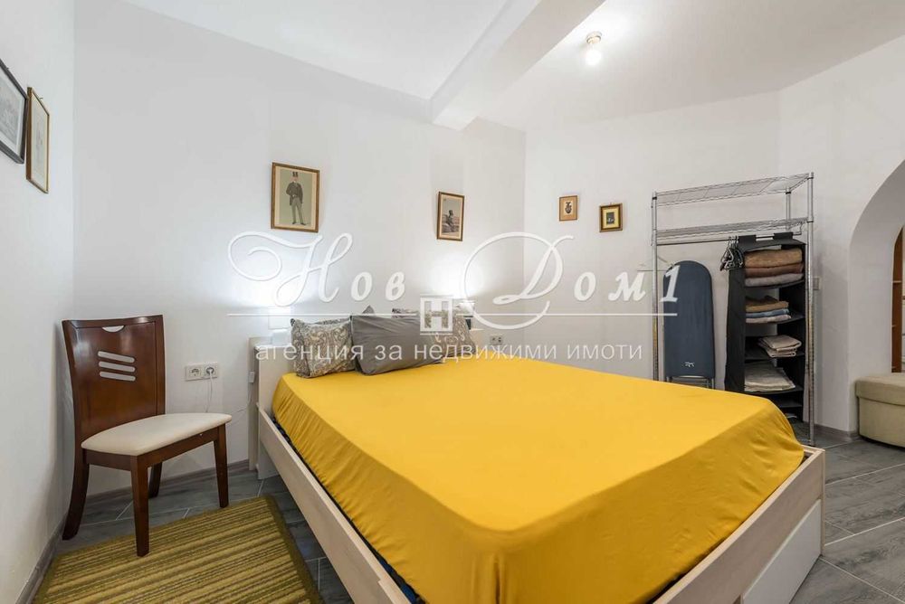 Дава се под наем Многостаен апартамент в Варна, Гръцка махала - 150 кв.м за 466200 € - Снимка #15
