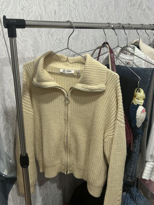 Продам женскую одежду (размер s, m)