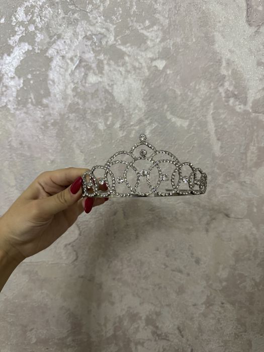 Вечерние диадемы и корона