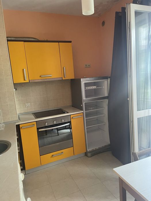 Дава се под наем Двустаен апартамент в Враца, Център - 75 кв.м за 357 € - Снимка #6