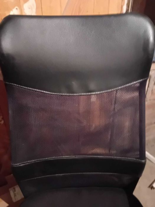 Офис стол с подлакътници