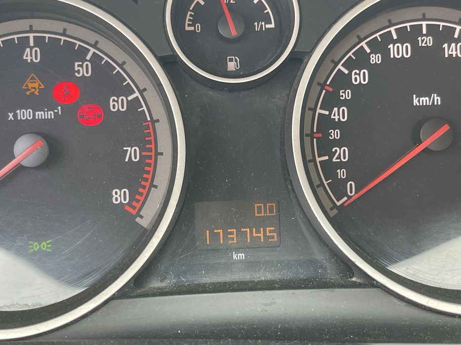 Opel Astra H 1.6 i на части