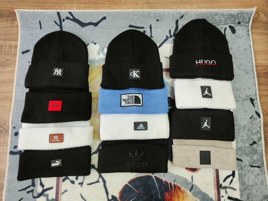 Căciula Nike Caciula HUGO Caciula Tommy Caciula Emporio