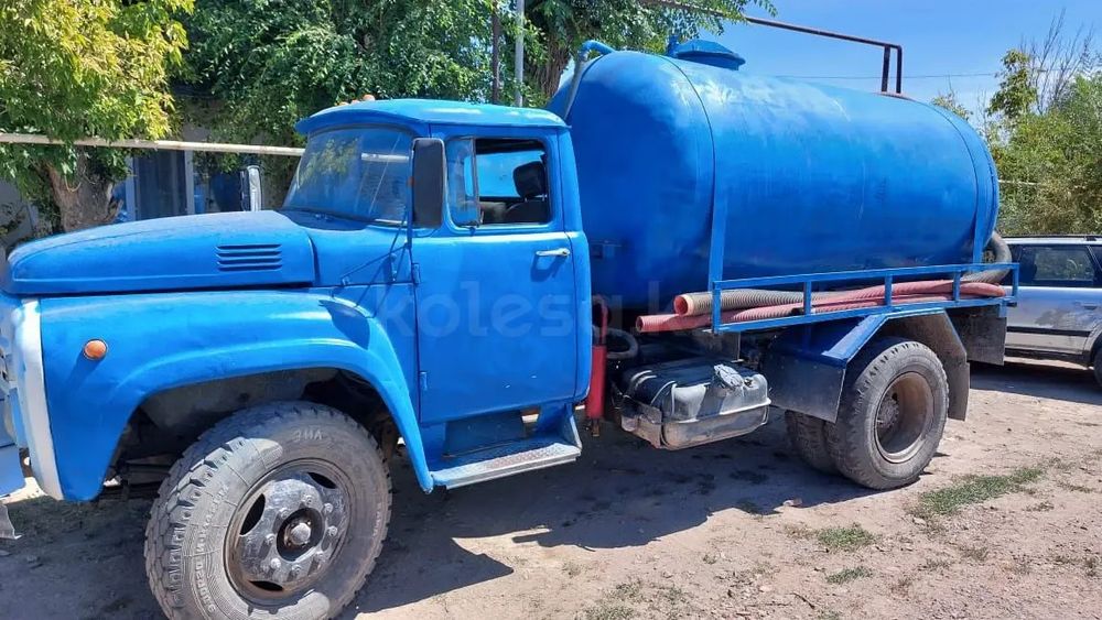 Ассенизатор по городу