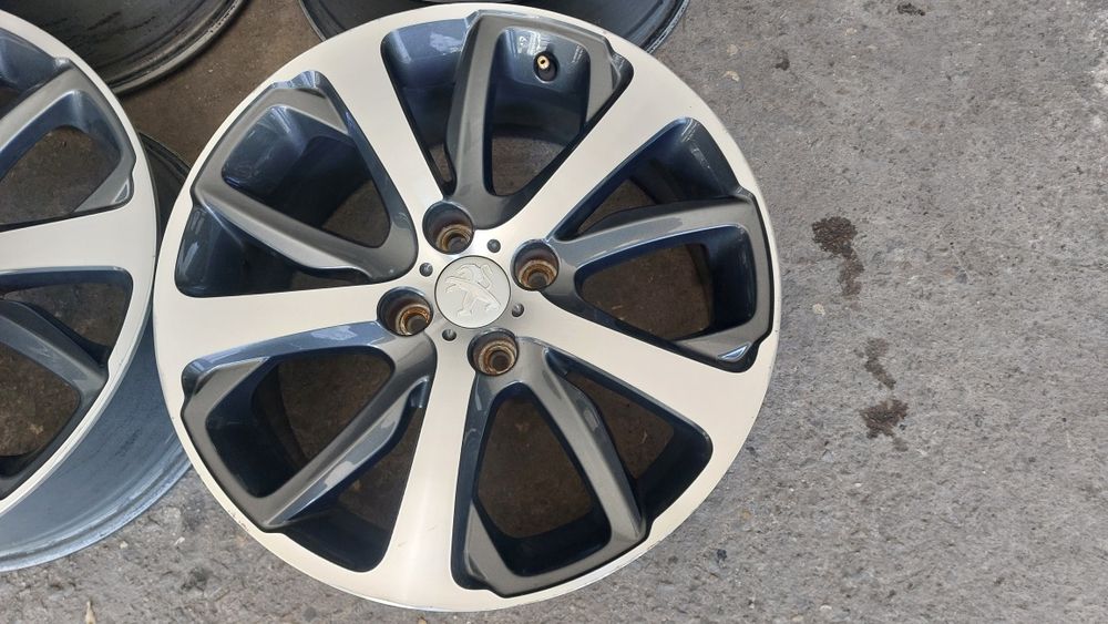 Оригинални джанти 4х100 за Пежо и Ситроен 17 цола 4x100