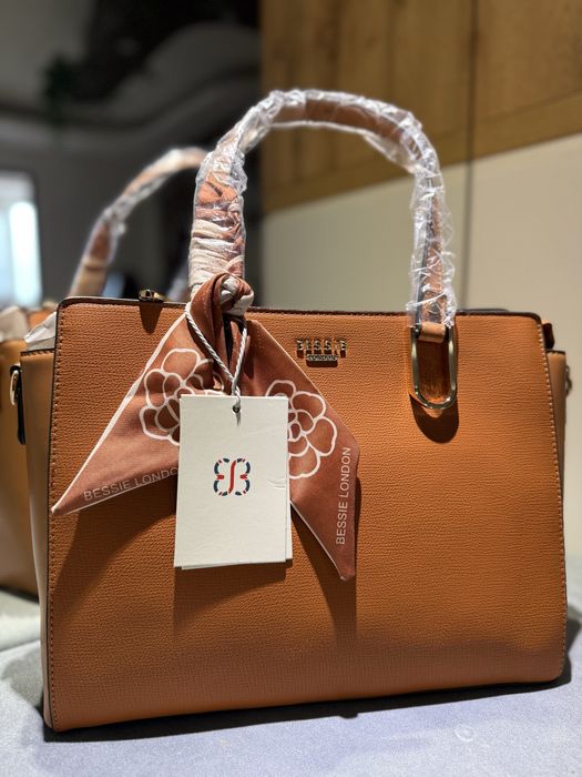 Geanta Bessie London