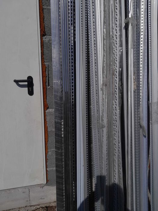 De vânzare colțare faianță gresie aluminiu și inox