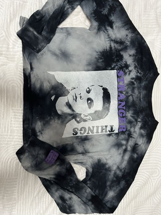 Bluza cu Eleven din Stranger Things