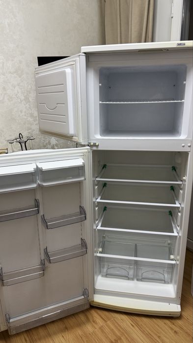 Продам холодильник Atlant