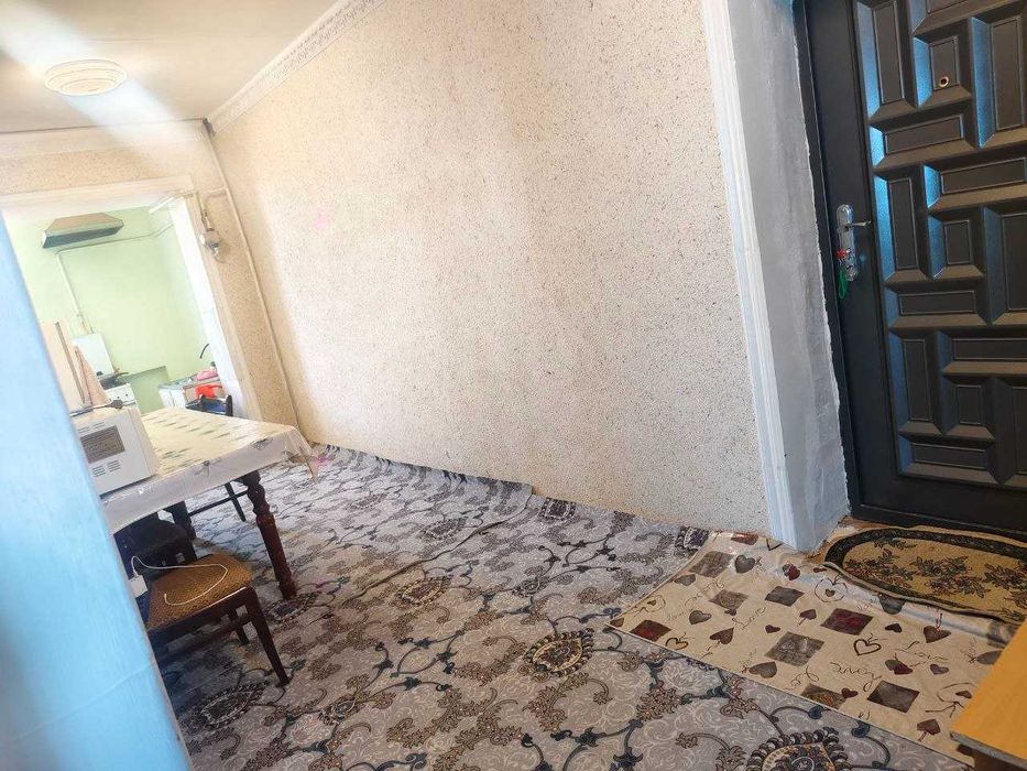 2 xonali Avroradan uy sotiladi g`ishtli dom