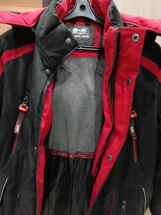 Продам зимнюю куртку