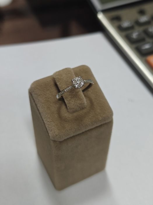 Inel aur  alb 14k 1.33gr cu diamante naturale (r)