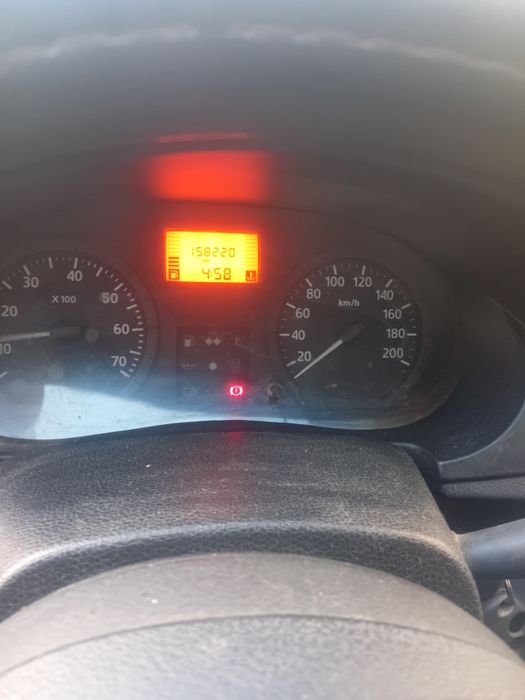 Vand Dacia Logan 1,4 benzina an fabricatie 2005 pretul negociabil