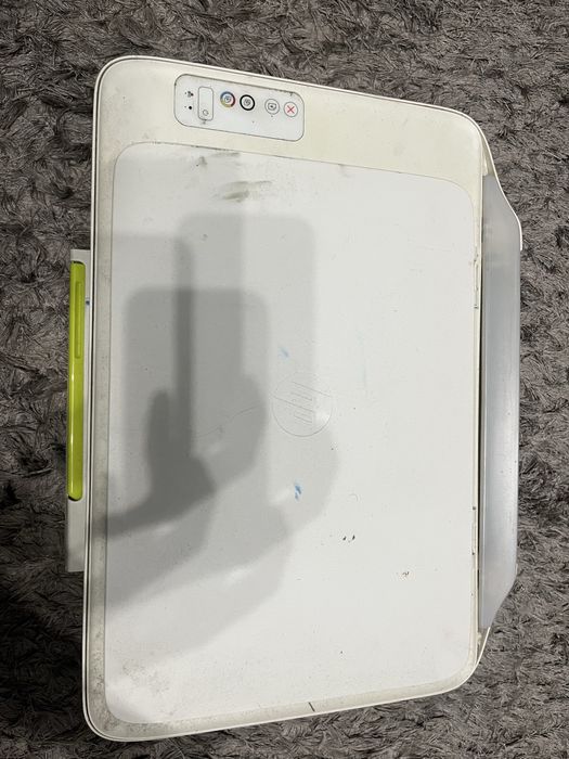 Vand imprimanta cu scaner HP