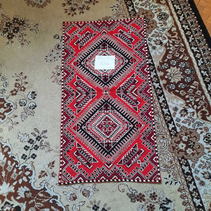 1бр. килимче за стена