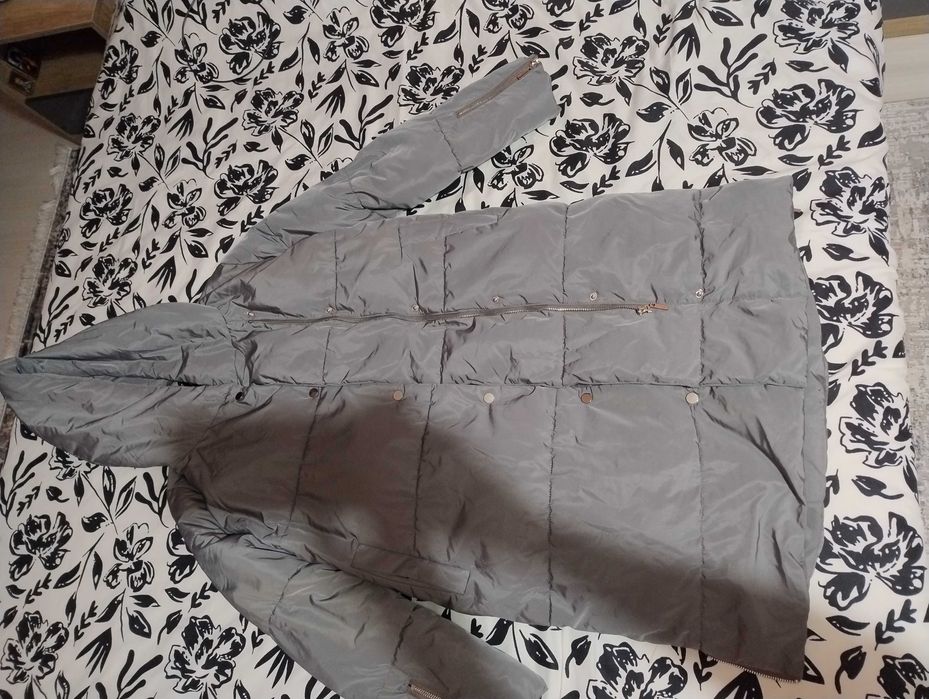 Зимно яке в сиво