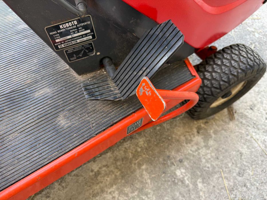 Тракторна косачка KUBOTA без косилен апарат 13.5 кс