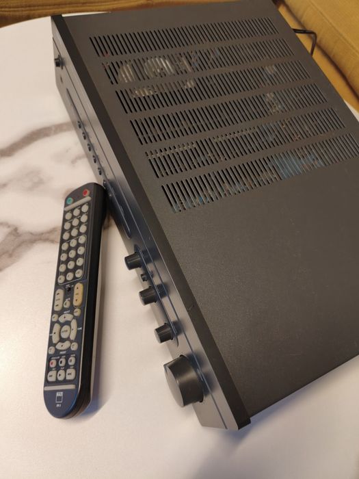 Страхотен усилвател NAD C320BEE