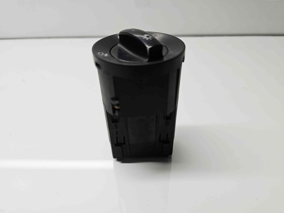 Bloc lumini Volkswagen Polo (9N) [Fabr 2001-2008] 6Q0941531B