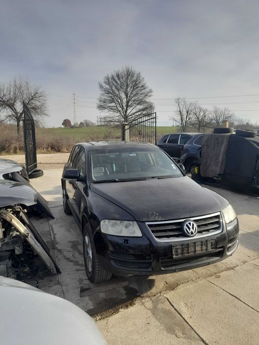 VW Touareg 2.5 R5 ,автоматик, 174.к.с. , 60 броя на части