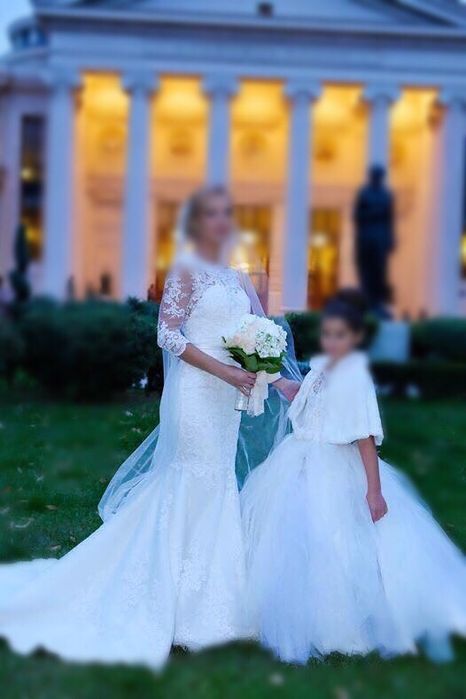 Rochie mireasa tip sirena