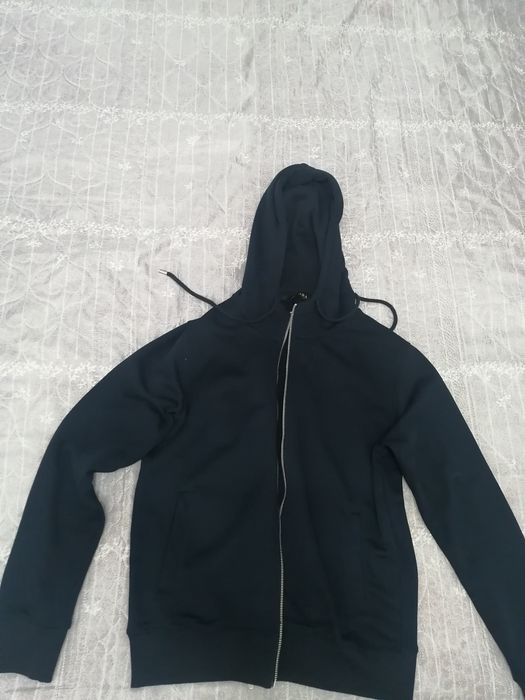 Продам толстовку 48 размер
