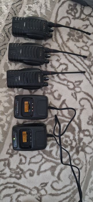 Рация F280U + зарядка