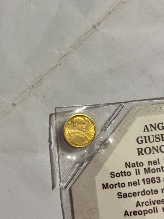 Продавам монети цена 500€