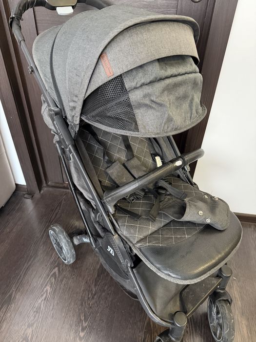 Продам детскую коляску