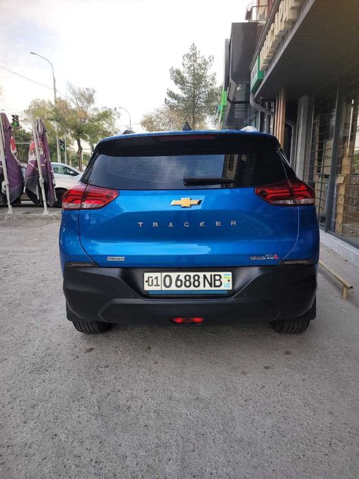 Автомобиль Шевролет Трекер
