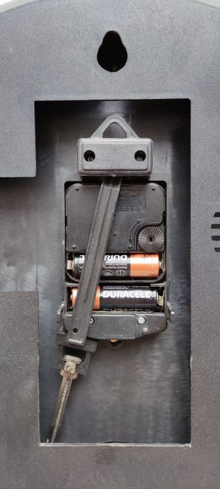 Настенные часы от Илона Маска!