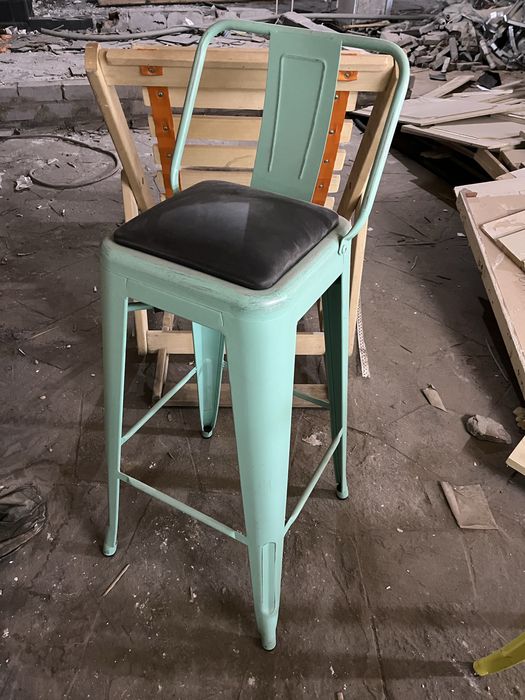 Стулья барные б/у